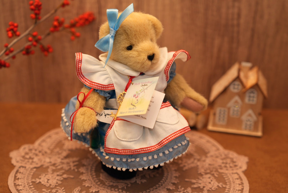 🦋 Muffy as Alice in Wonderland 🗝