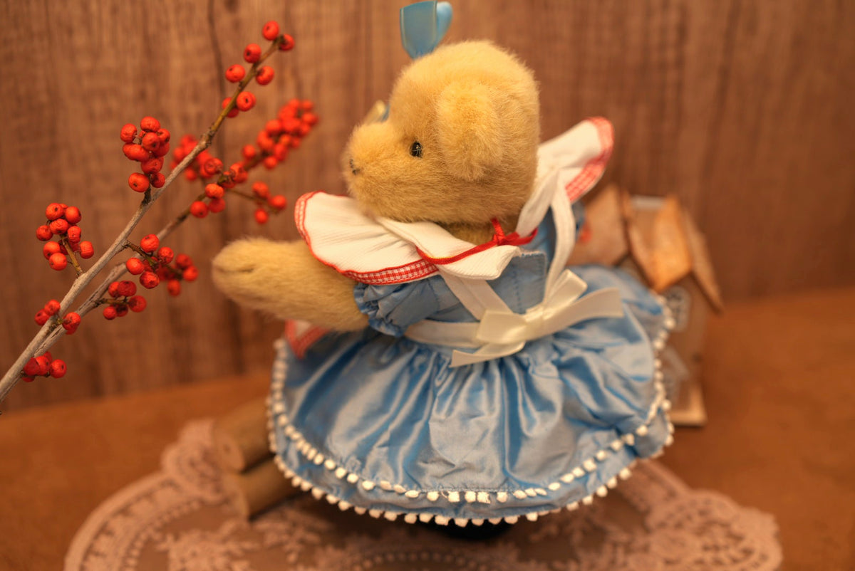 🦋 Muffy as Alice in Wonderland 🗝