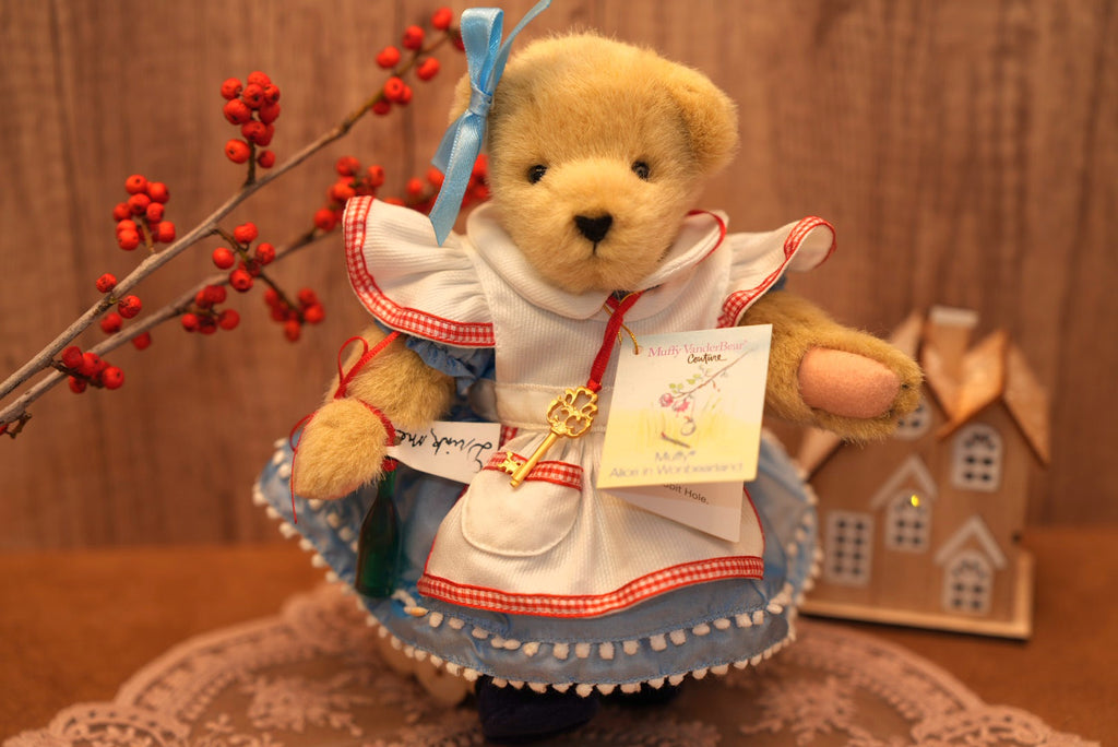 🦋 Muffy as Alice in Wonderland 🗝