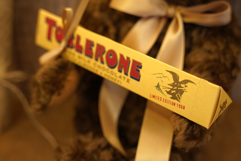 𝑺𝒕𝒆𝒊𝒇𝒇 𝑻𝒐𝒃𝒍𝒆𝒓𝒐𝒏𝒆 𝑻𝒆𝒅𝒅𝒚 𝑩𝒆𝒂𝒓🧸🍫
