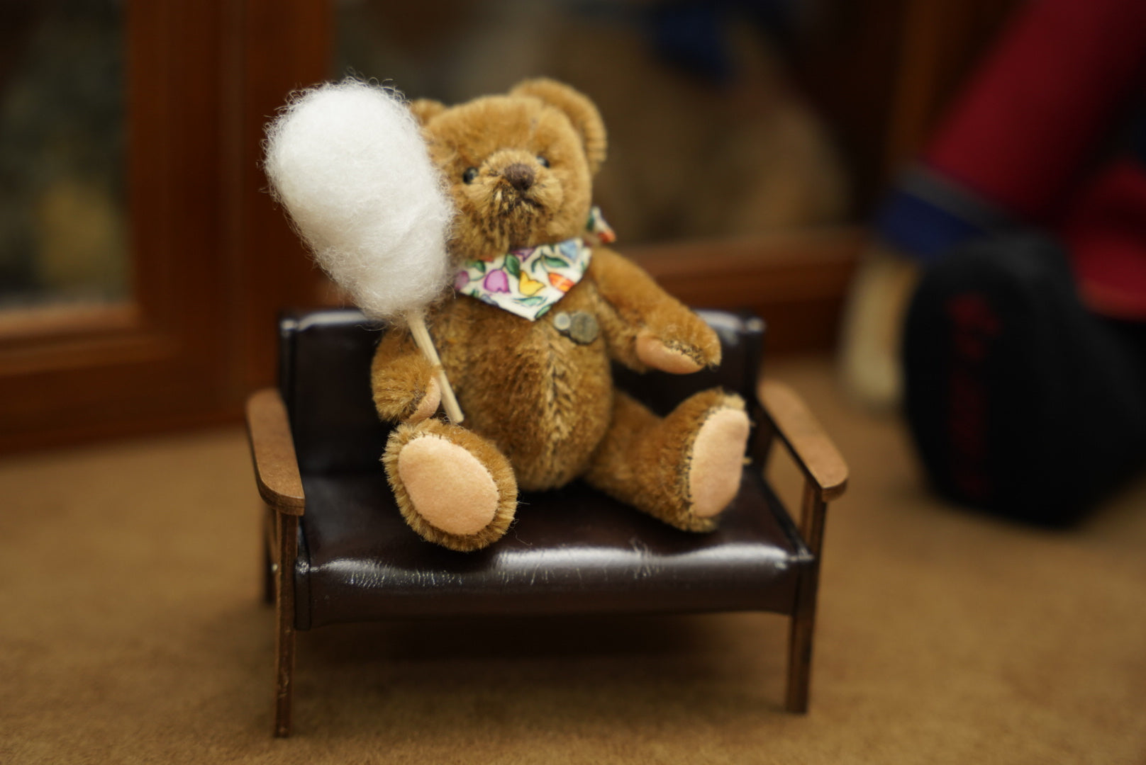 Hermann Teddy with cotton candy