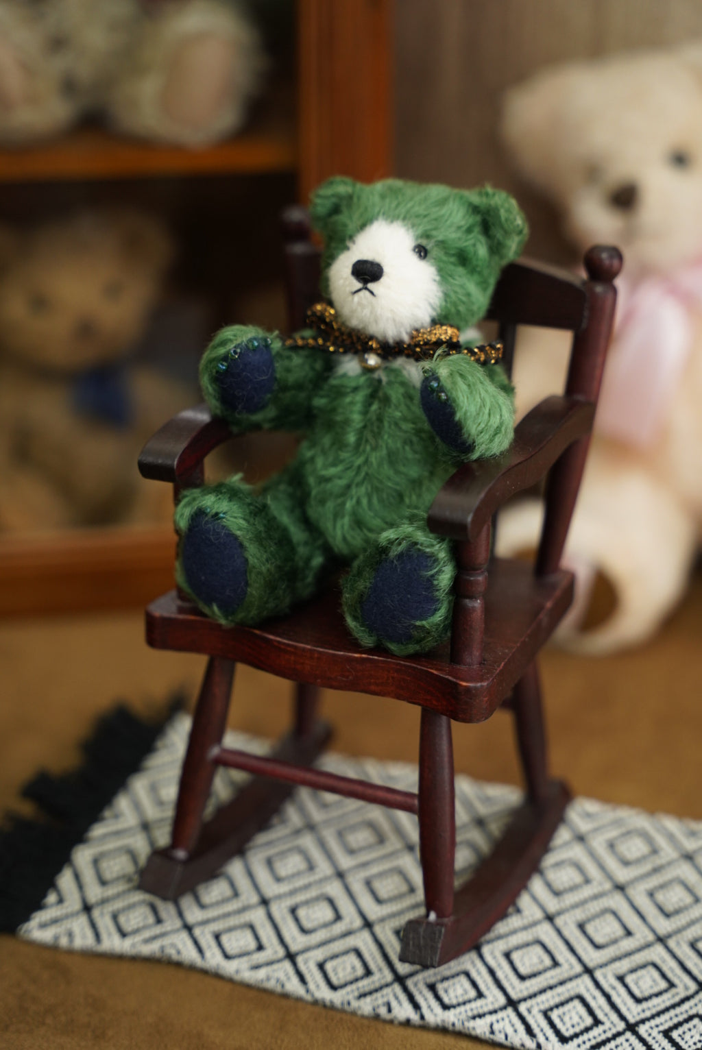 Polaris Bear Teddy Bear (I)