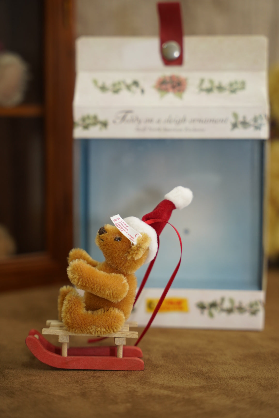 ꜱᴛᴇɪꜰꜰ ᴛᴇᴅᴅʏ  𝗢𝗻 𝗔 𝗦𝗹𝗲𝗶𝗴𝗵 𝗢𝗿𝗻𝗮𝗺𝗲𝗻𝘁