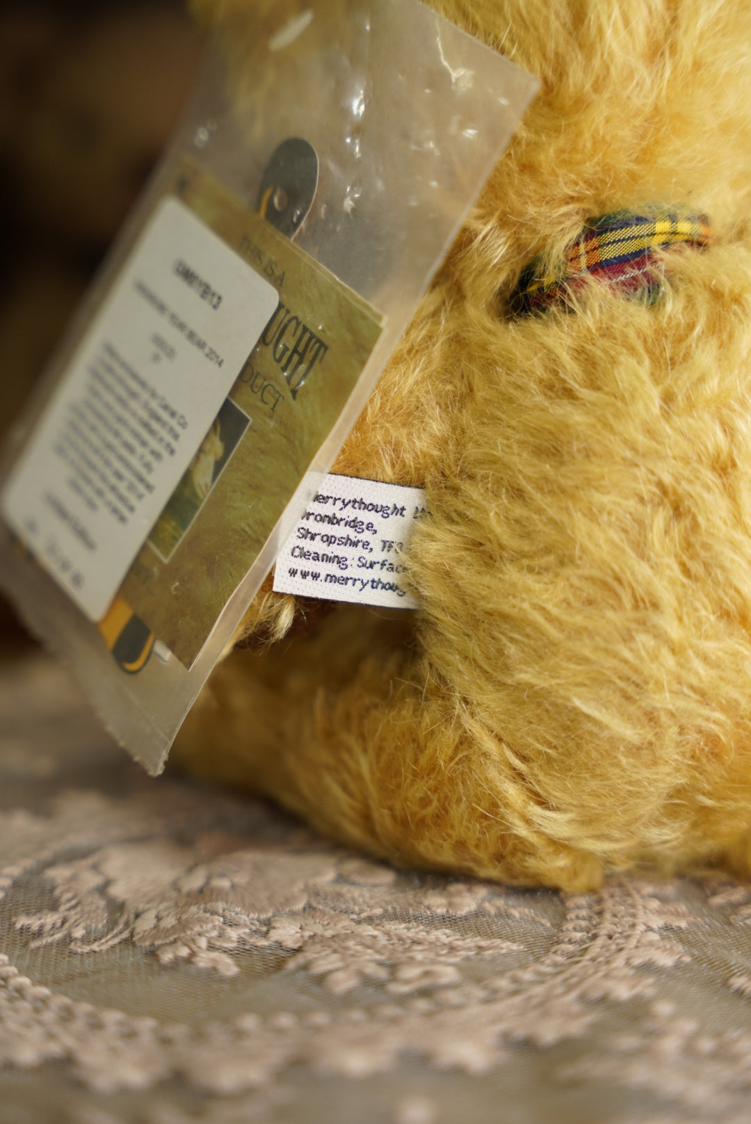 ᴍᴇʀʀʏᴛʜᴏᴜɢʜᴛ 𝟤𝟢𝟣𝟦 ᴛᴇᴅᴅʏ ᴡɪᴛʜ ᴄʜᴇᴄᴋᴇᴅ ʀɪʙʙᴏɴ