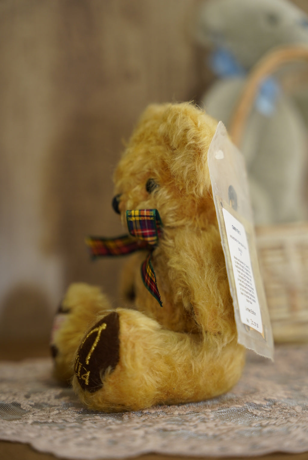 ᴍᴇʀʀʏᴛʜᴏᴜɢʜᴛ 𝟤𝟢𝟣𝟦 ᴛᴇᴅᴅʏ ᴡɪᴛʜ ᴄʜᴇᴄᴋᴇᴅ ʀɪʙʙᴏɴ