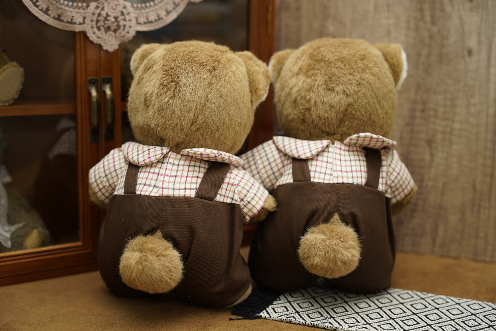 𝑆𝑢𝑛 𝑎𝑟𝑟𝑜𝑤 𝑏𝑒𝑎𝑟 - 𝑀𝑎𝑐𝑘 (𝐴𝑢𝑡𝑢𝑚𝑛 𝑉𝑒𝑟.)