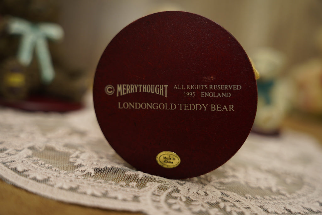 Merrythought 泰迪熊樹脂擺設🧸