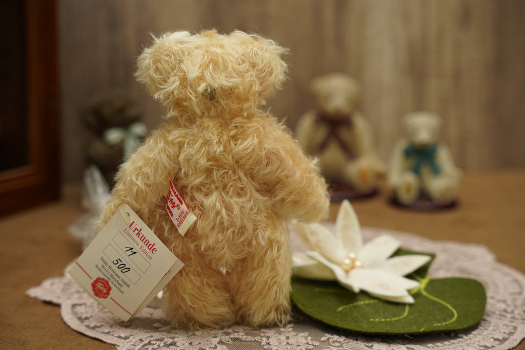 ʜᴇʀᴍᴀɴɴ ʟɪᴛᴛʟᴇ ᴛɪɴʏ 🧸 𝗐𝗂𝗍𝗁 𝗐𝖺𝗍𝖾𝗋 𝗅𝗂𝗅𝗒🍃