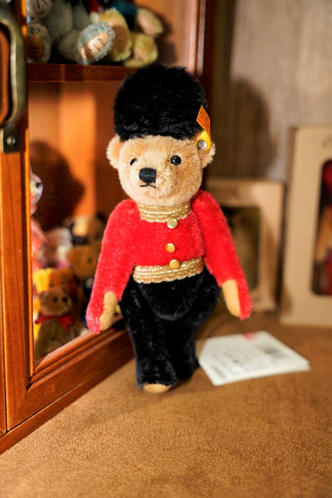 𝓢𝓽𝓮𝓲𝓯𝓯  𝕿𝖔𝖜𝖊𝖗 𝖔𝖋 𝕷𝖔𝖓𝖉𝖔𝖓 𝕭𝖊𝖊𝖋𝖊𝖆𝖙𝖊𝖗𝖘🐻