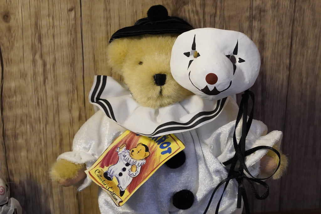 《Muffy Pierrot 1996》🎪悲傷小丑皮耶羅🎭