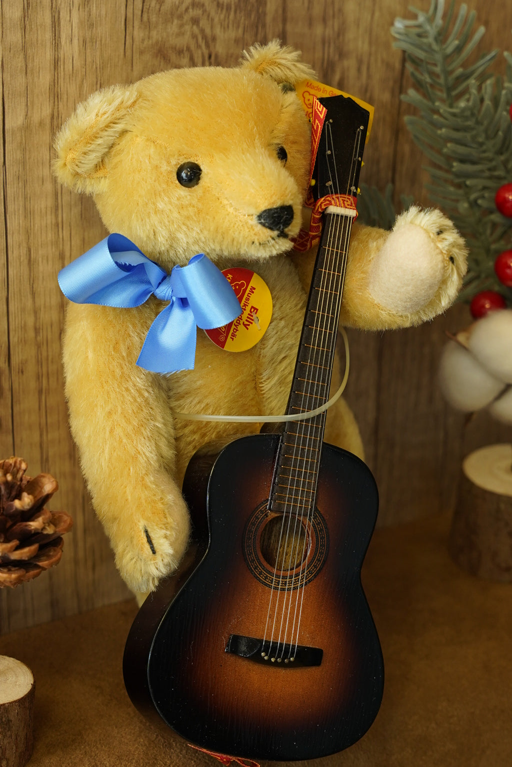 ꜱᴛᴇɪꜰꜰ ᴍᴜꜱɪᴄᴀʟ ᴛᴇᴅᴅʏ ʙᴇᴀʀ "ʙɪʟʟʏ" ᴡɪᴛʜ ɢᴜɪᴛᴀʀ🎸