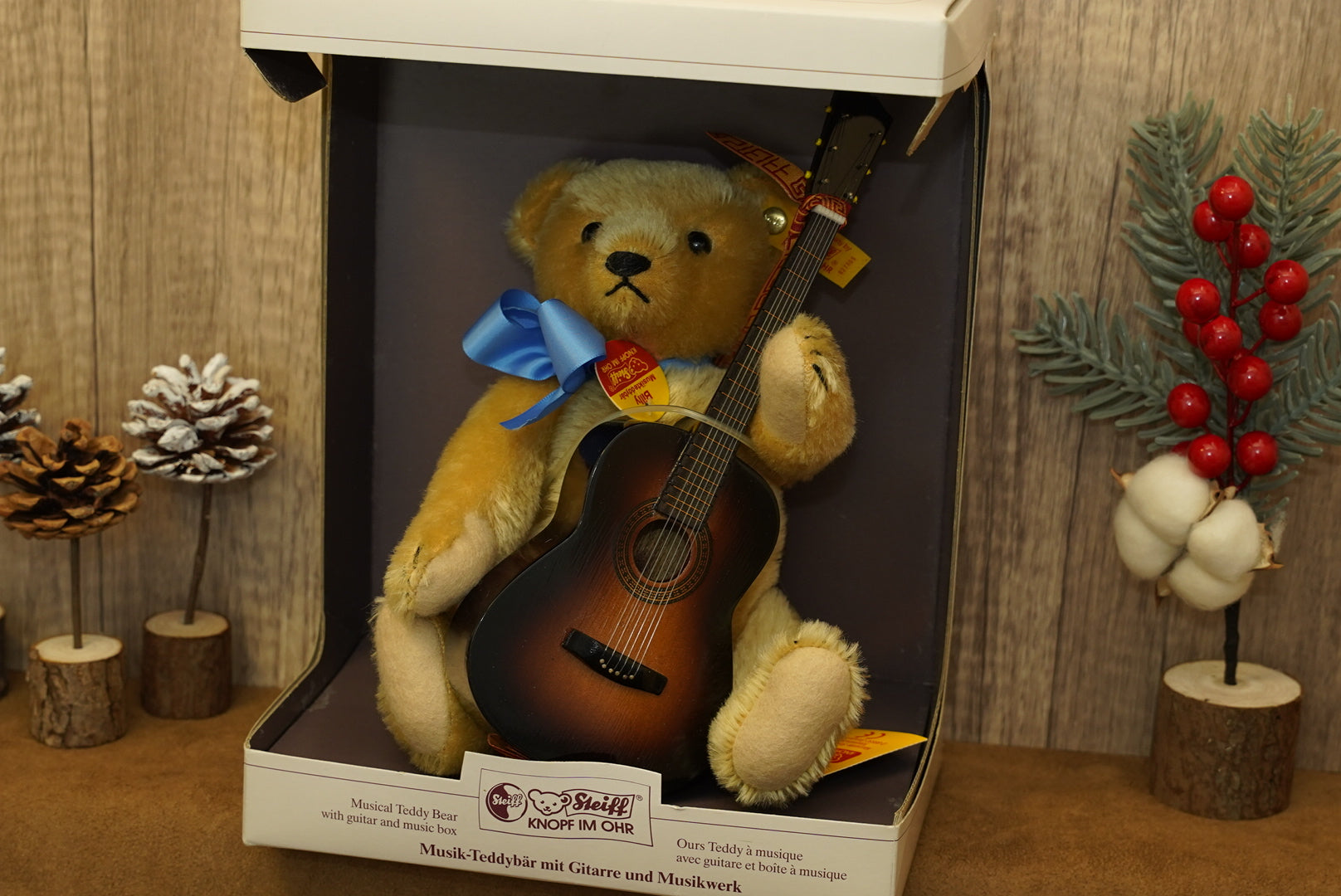 ꜱᴛᴇɪꜰꜰ ᴍᴜꜱɪᴄᴀʟ ᴛᴇᴅᴅʏ ʙᴇᴀʀ "ʙɪʟʟʏ" ᴡɪᴛʜ ɢᴜɪᴛᴀʀ🎸