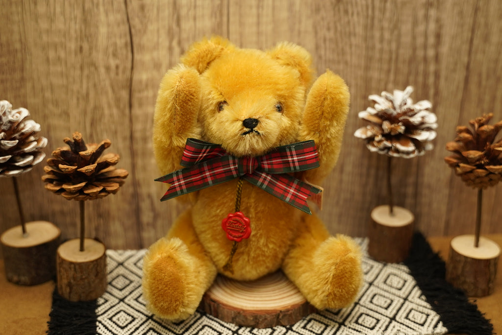 𝐇𝐞𝐫𝐦𝐚𝐧𝐧 𝐂𝐥𝐚𝐬𝐬𝐢𝐜 𝐓𝐞𝐝𝐝𝐲