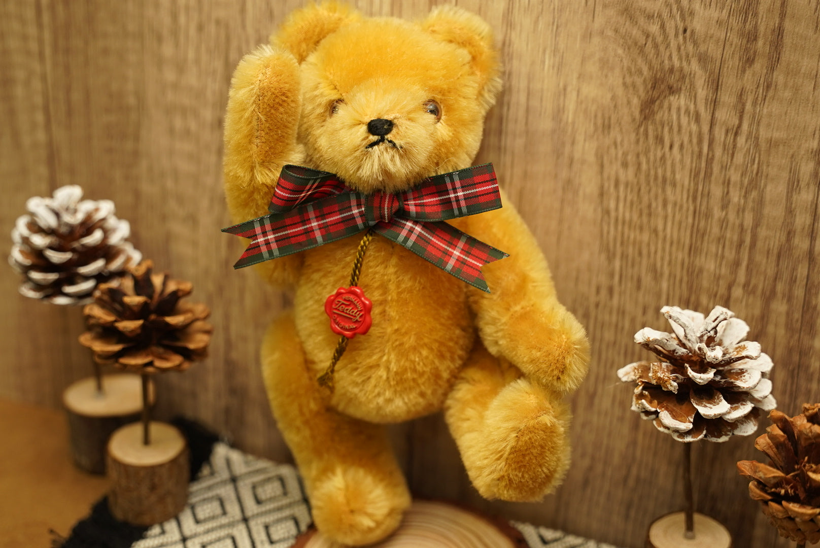 𝐇𝐞𝐫𝐦𝐚𝐧𝐧 𝐂𝐥𝐚𝐬𝐬𝐢𝐜 𝐓𝐞𝐝𝐝𝐲