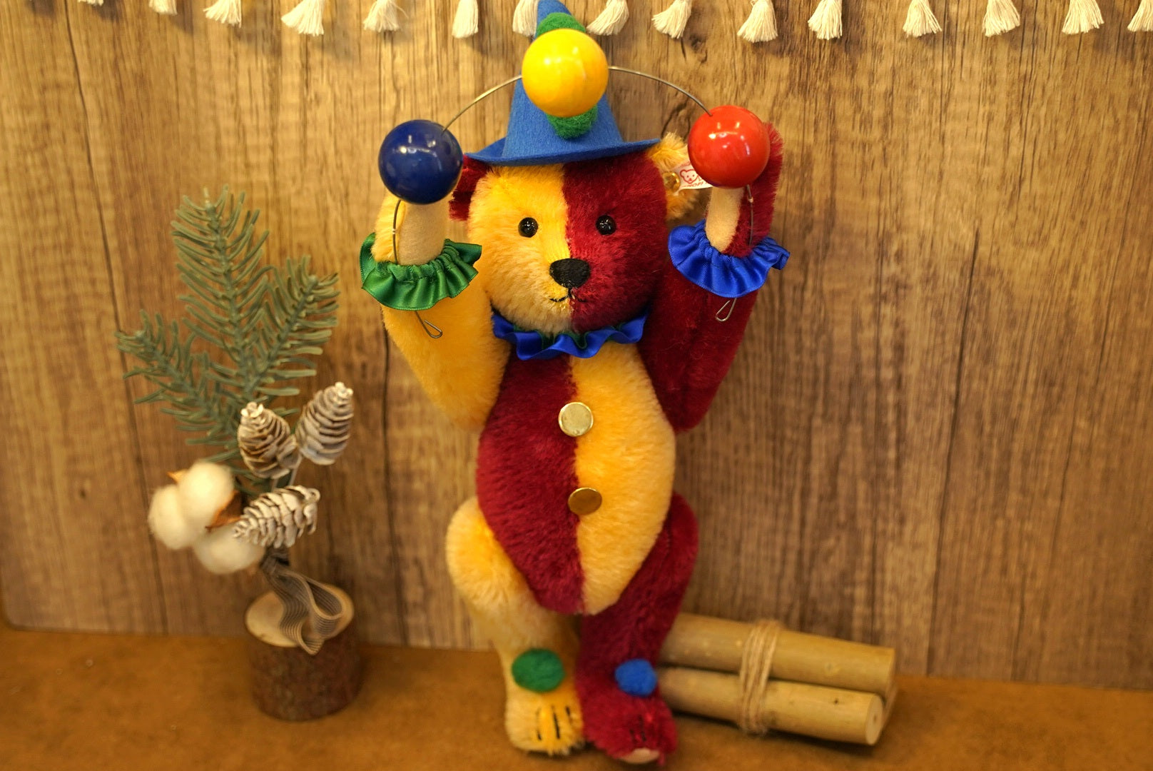 𝑇ℎ𝑒 𝐽𝑢𝑔𝑔𝑙𝑖𝑛𝑔 𝐻𝑎𝑟𝑙𝑒𝑞𝑢𝑖𝑛 𝑇𝑒𝑑𝑑𝑦 𝐵𝑒𝑎𝑟 🤹🏻‍♂️